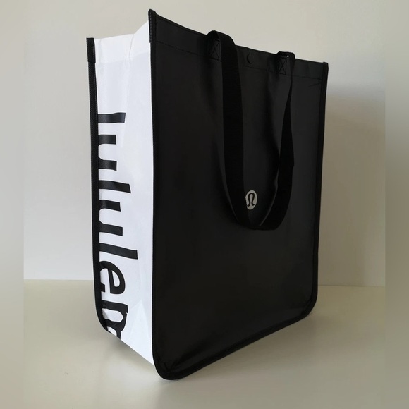 LULULEMON ATHLETICA Reusable Shopping Gift Bag - Picture 1 of 1